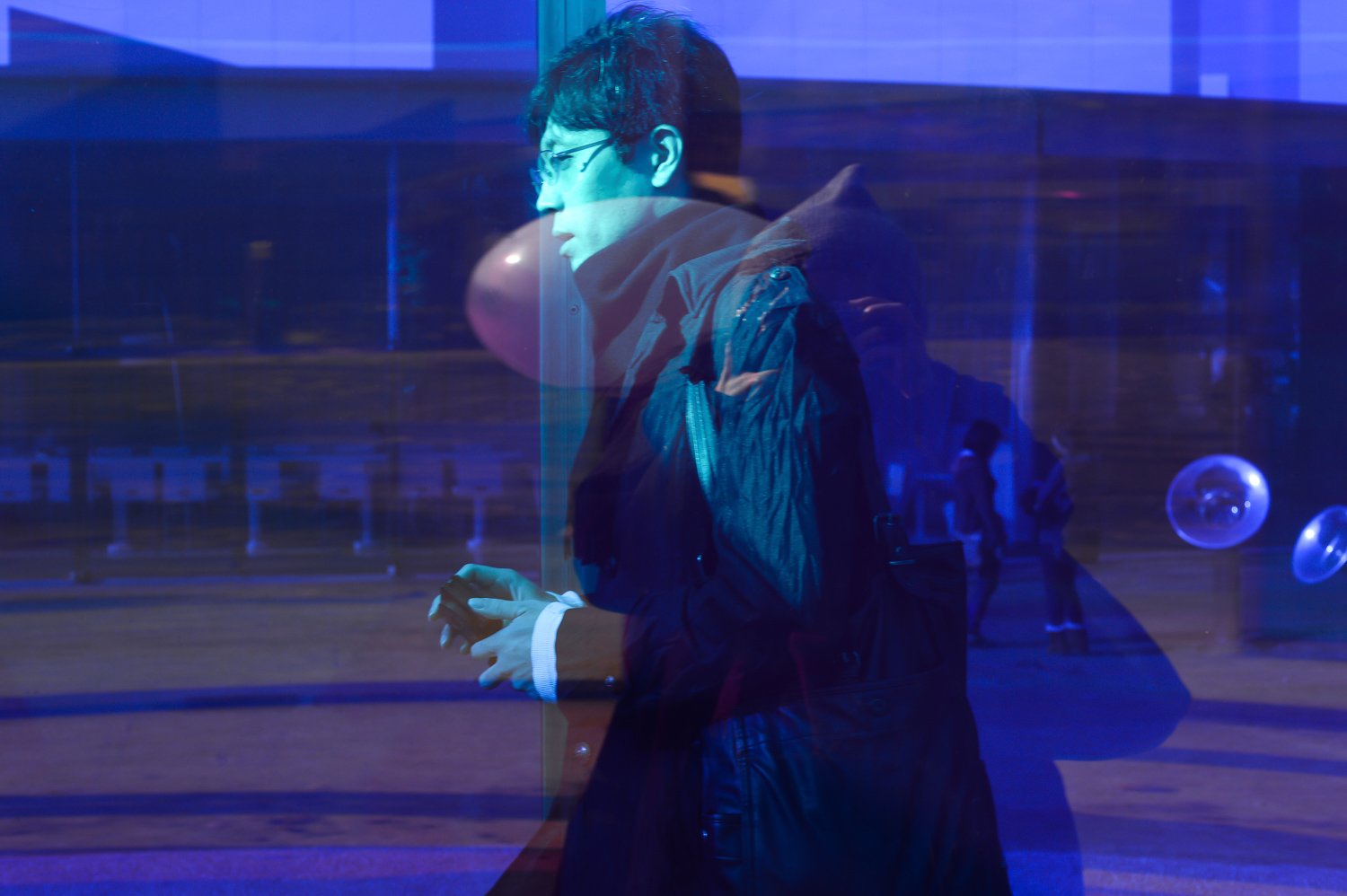 Background, Olafur Eliasson Colour activity house