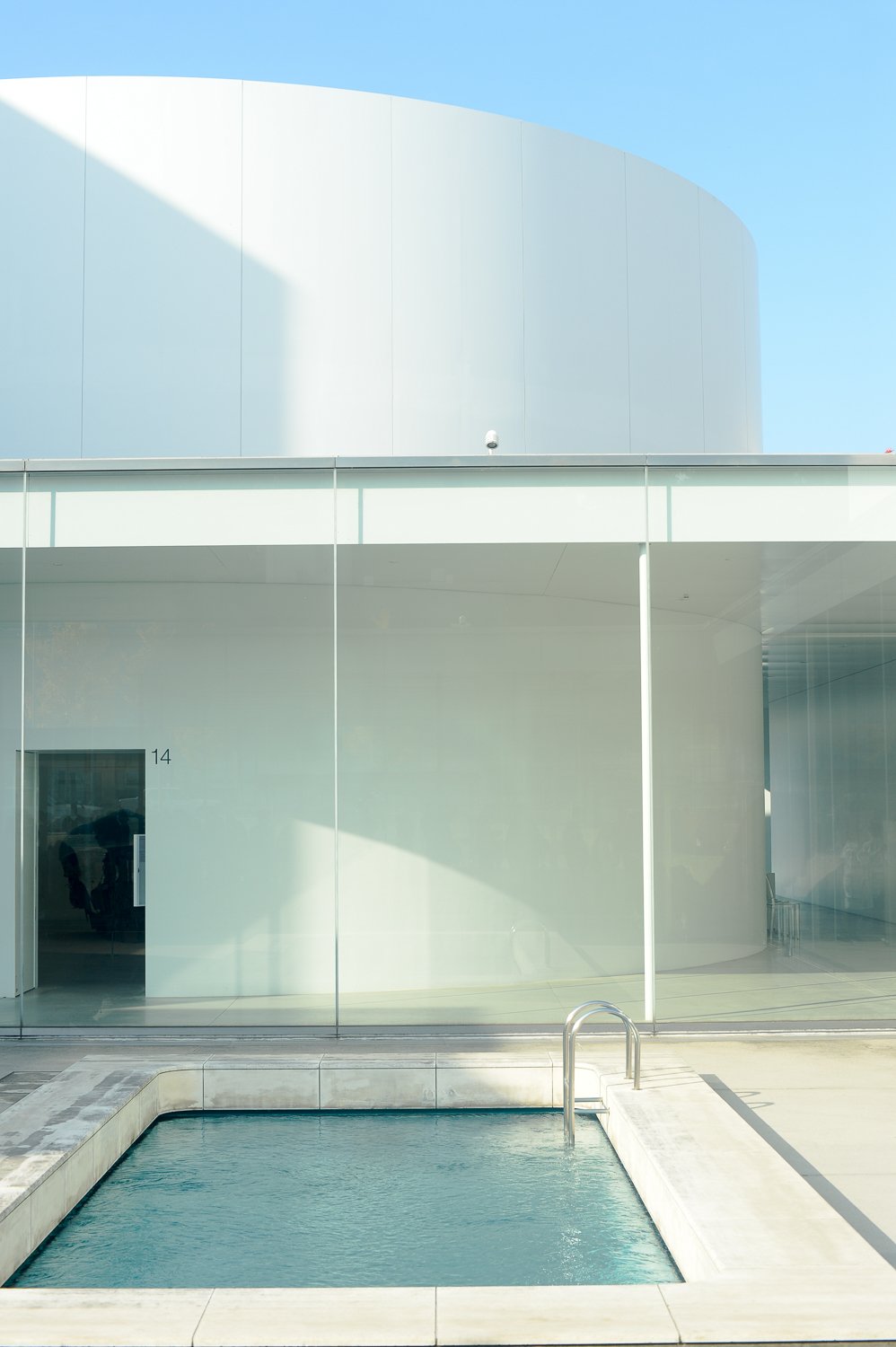 Leandro Erlich’s “Swimming Pool