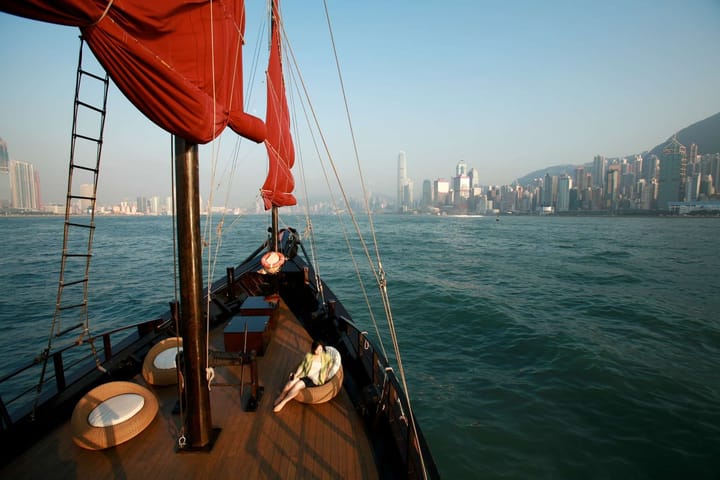 Aqua Luna Chinese Junk  –  Hong Kong
