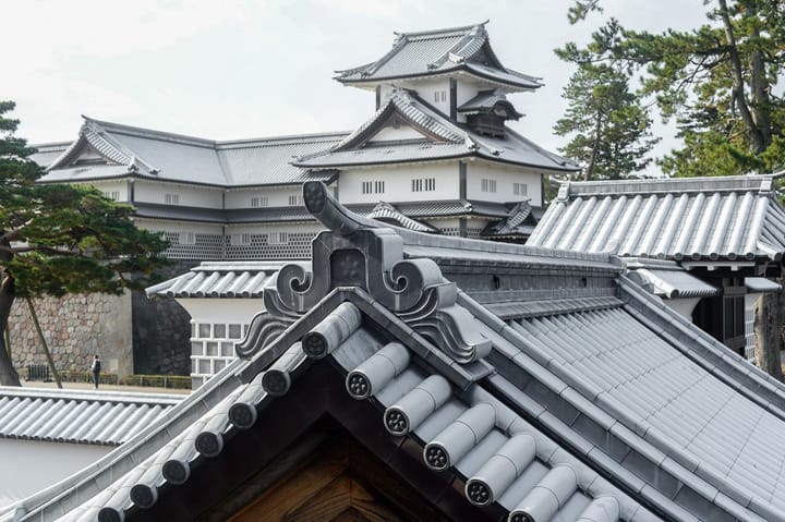 Kanazawa Castle & Gyokusen Inmaru Garden